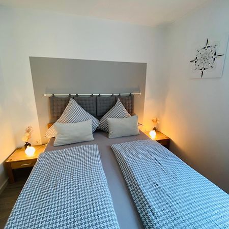Ferienwohnung Ambiente Клотен Екстериор снимка